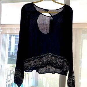 Beautiful black and white lightweight blouse